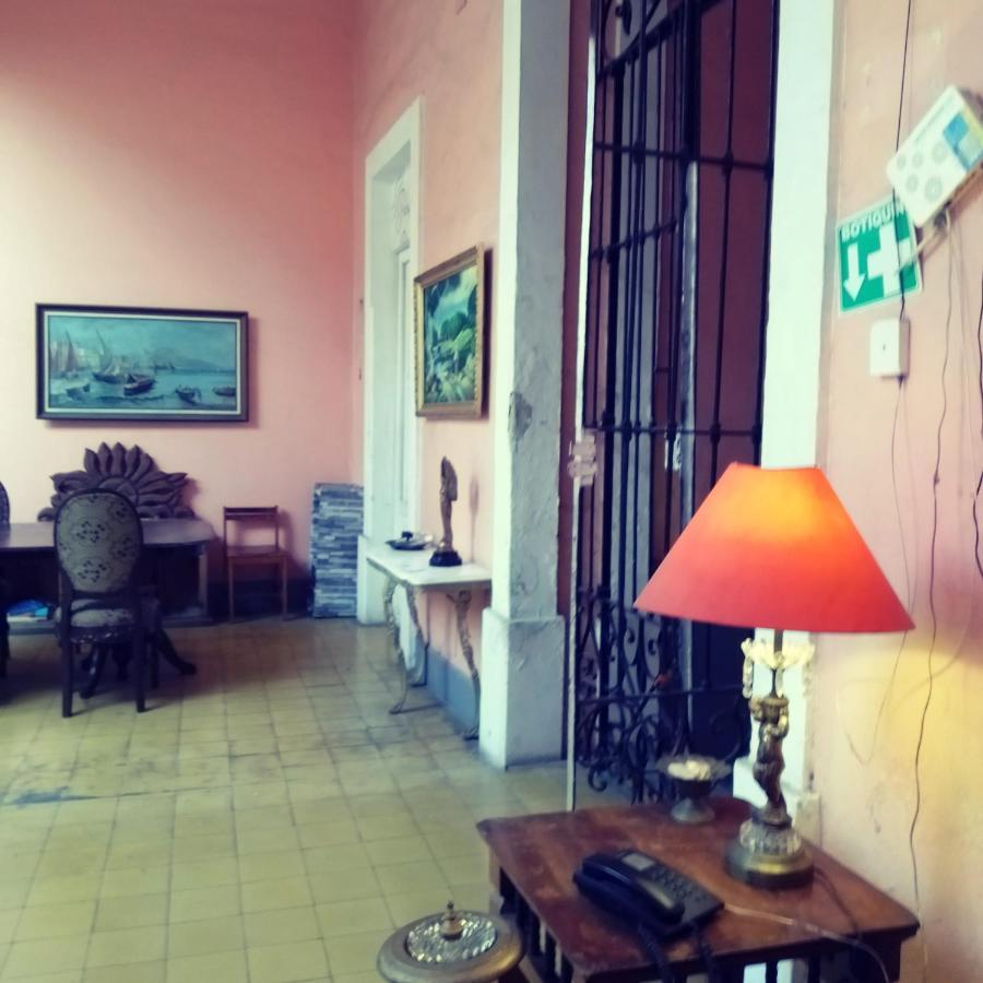 فندق Maska Mansion Gdl, Hosting And Yoga غوادالاجارا المظهر الخارجي الصورة